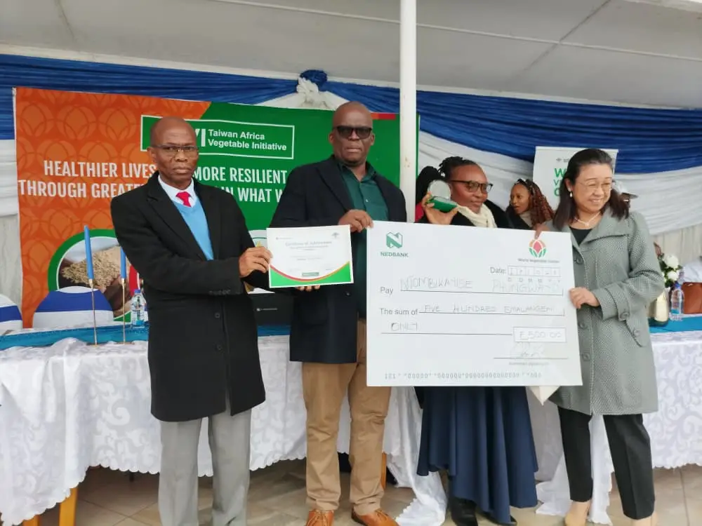 WhatsApp Image 2025-10-18 at 08.54.50 WhatsApp Image 2025-10-18 at 08.54.50