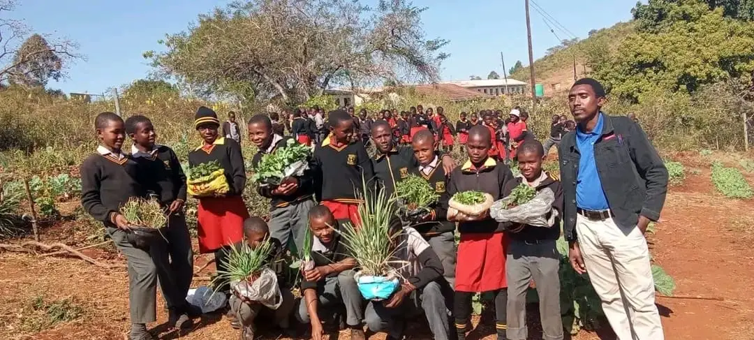 WhatsApp Image 2025-10-18 at 08.54.58 WhatsApp Image 2025-10-18 at 08.54.58