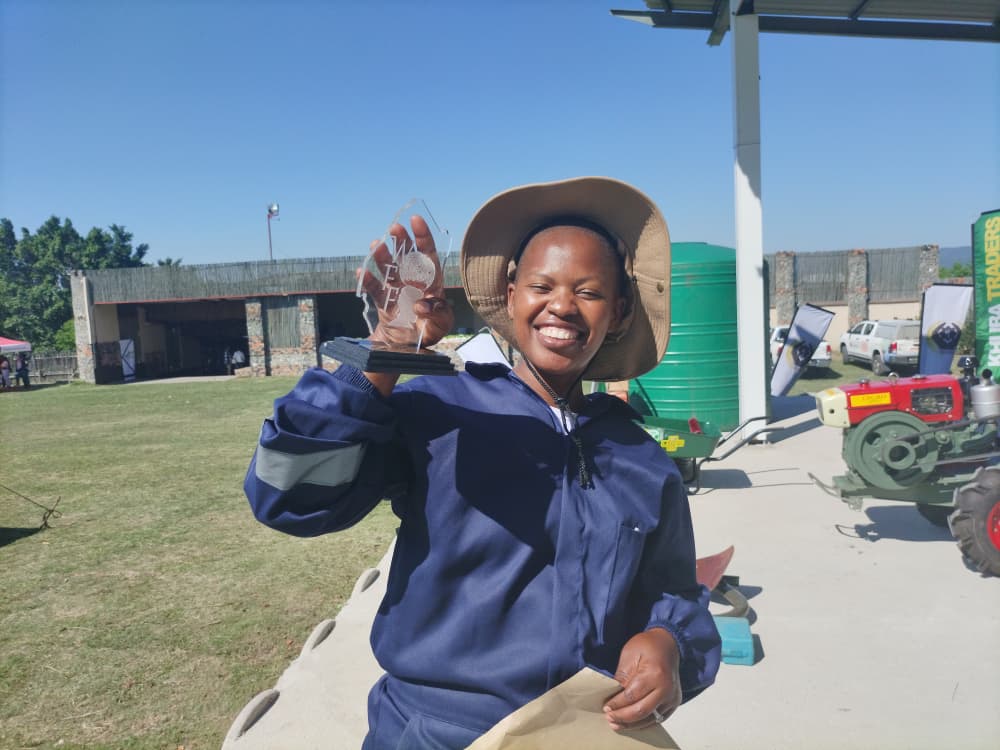 WhatsApp Image 2025-10-23 at 14.41.09 WhatsApp Image 2025-10-23 at 14.41.09