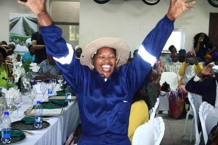 WhatsApp Image 2025-10-23 at 17.15.18 WhatsApp Image 2025-10-23 at 17.15.18