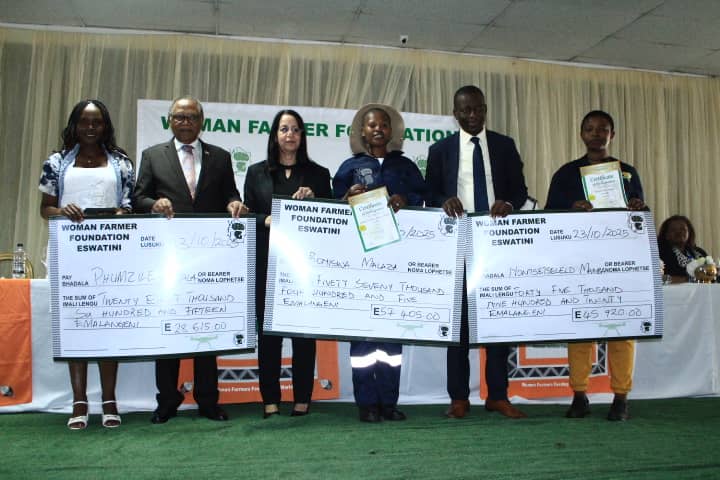 WhatsApp Image 2025-10-23 at 17.15.21 WhatsApp Image 2025-10-23 at 17.15.21