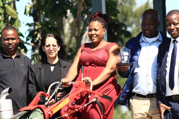 WhatsApp Image 2025-10-23 at 17.15.25 WhatsApp Image 2025-10-23 at 17.15.25